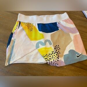 Nike tennis skirt size medium